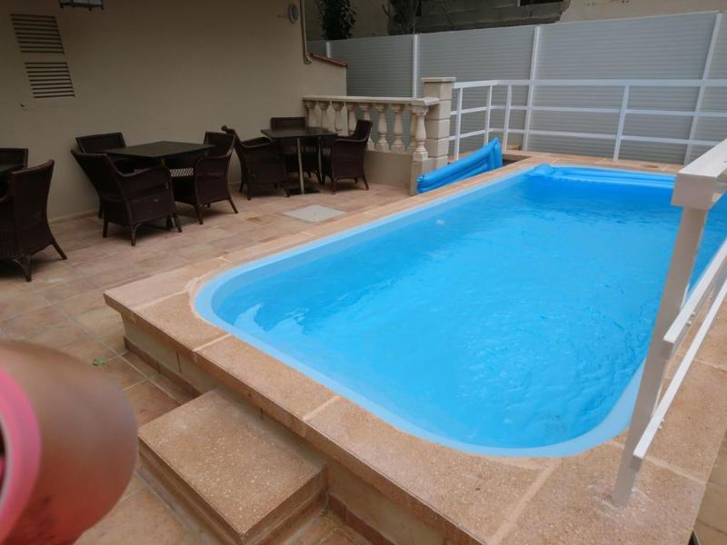 Elegance Playa Arenal III Hostel El Arenal  Bagian luar foto